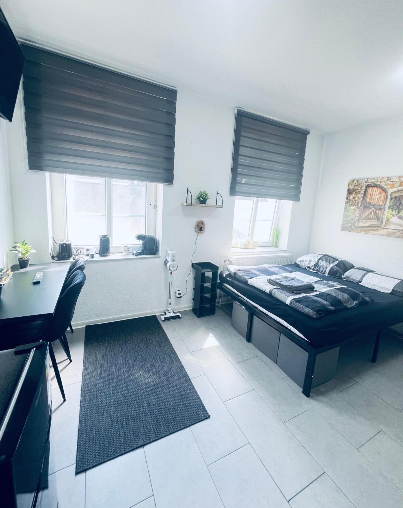 Traumhaftes 1-Zi Apartment Mit Gartennutzung Naehe Krefeld Hbf Εξωτερικό φωτογραφία