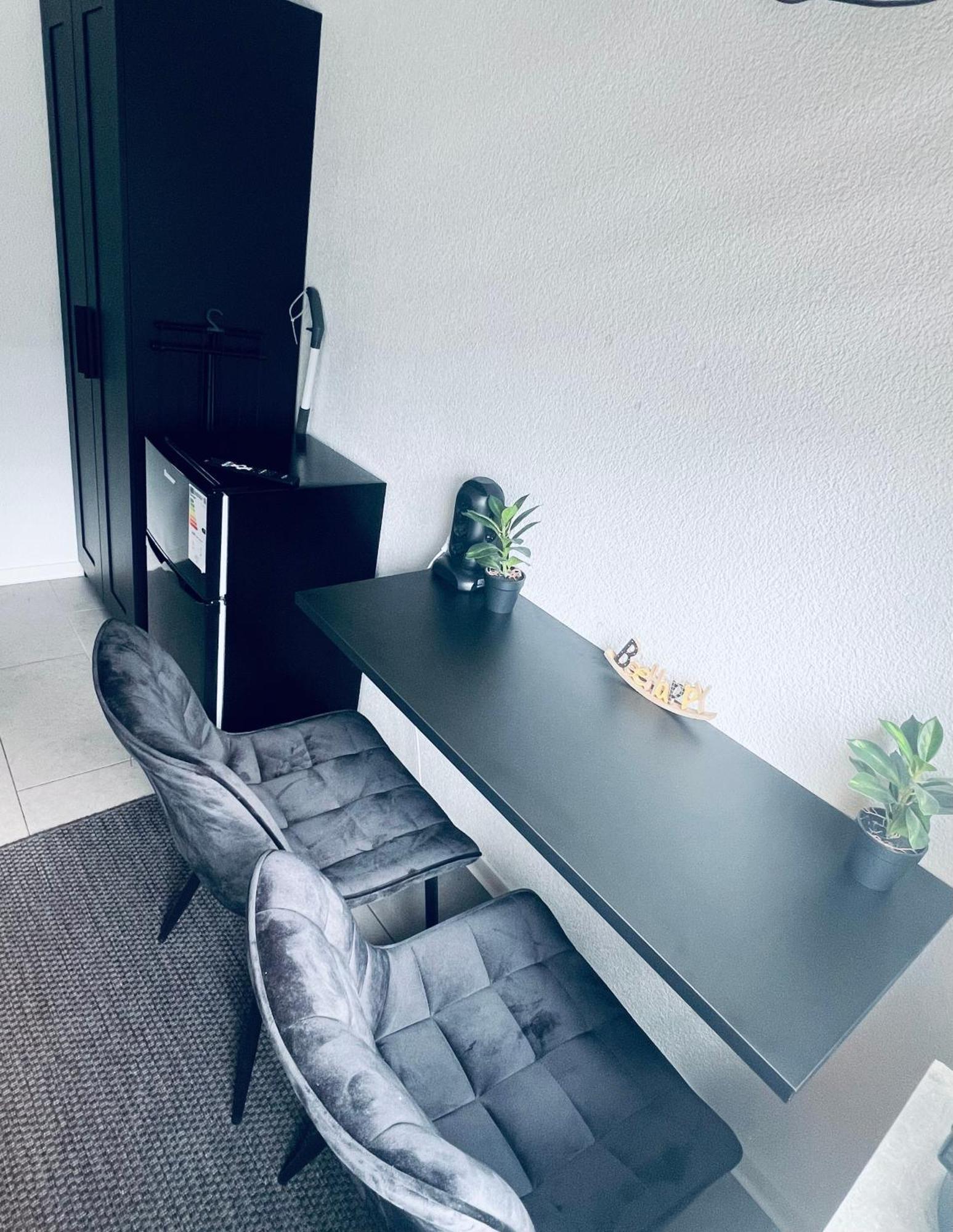 Traumhaftes 1-Zi Apartment Mit Gartennutzung Naehe Krefeld Hbf Εξωτερικό φωτογραφία
